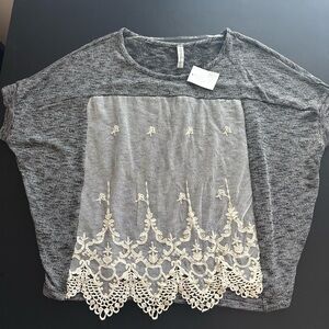 NWT Yuni Yuni Los Angeles Top Size Large